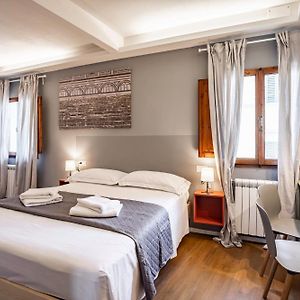 Kamer met een King Size Bed